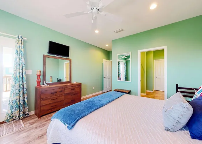 Pristine With Gulf View Covered Patio And Ac Holiday home