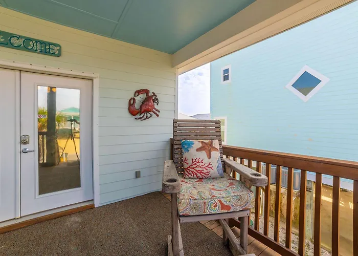 Holiday home Pristine With Gulf View Covered Patio And Ac