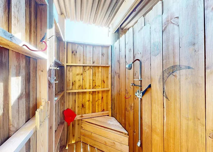 Holiday home Pristine With Gulf View Covered Patio And Ac