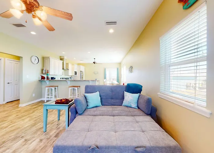 Pristine With Gulf View Covered Patio And Ac *